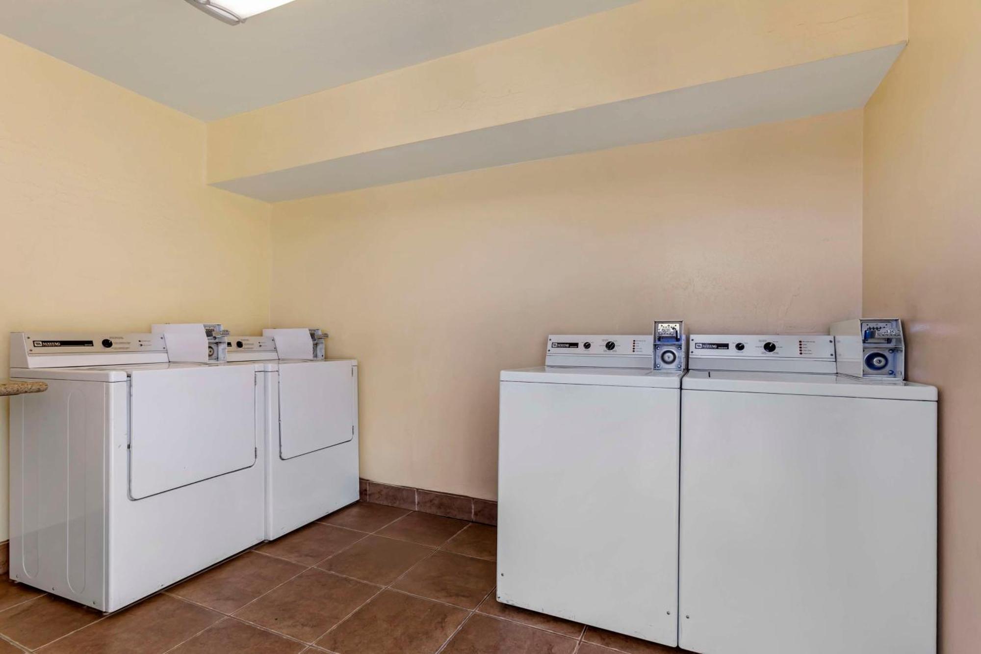 Best Western Desert Inn Safford Esterno foto